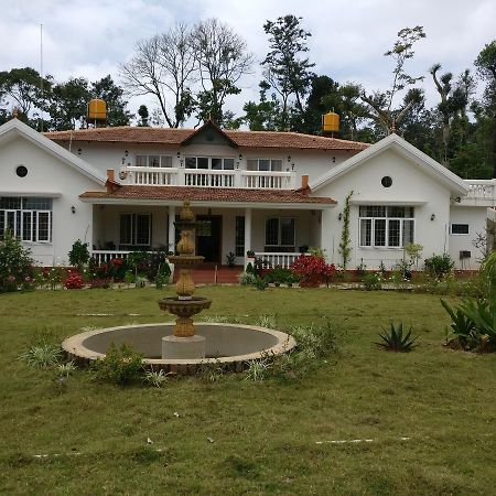 Robin Woods Homestay Sakleshpur Luaran gambar