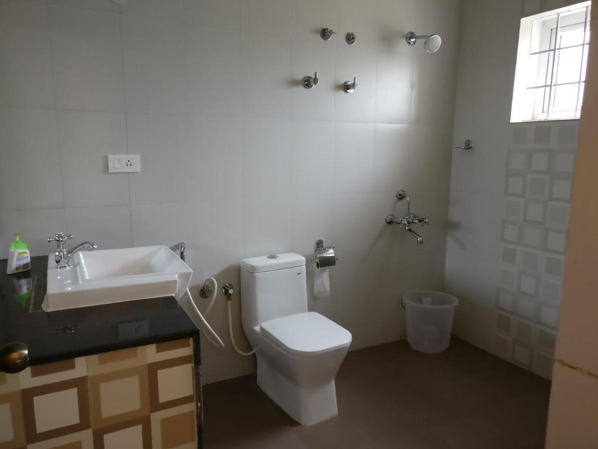Robin Woods Homestay Sakleshpur Luaran gambar